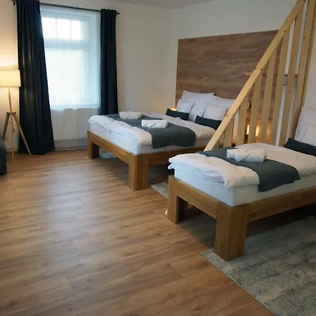 Apartmany Krasna Lipa アパート Krásná Lípa